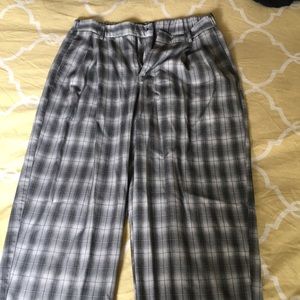 Urban outfitters plaid cropped pants size M